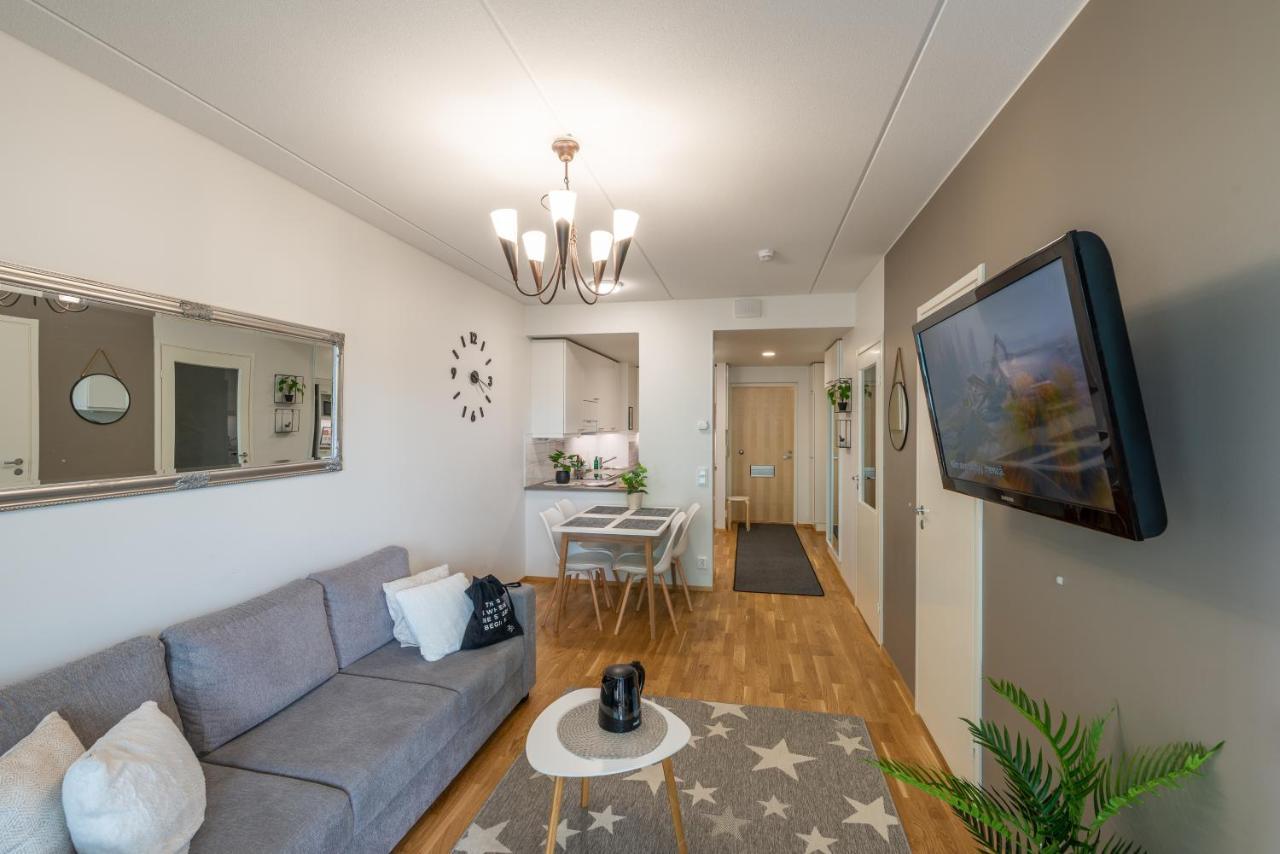 Starhomes Double Lux 8 Oulu Exterior photo
